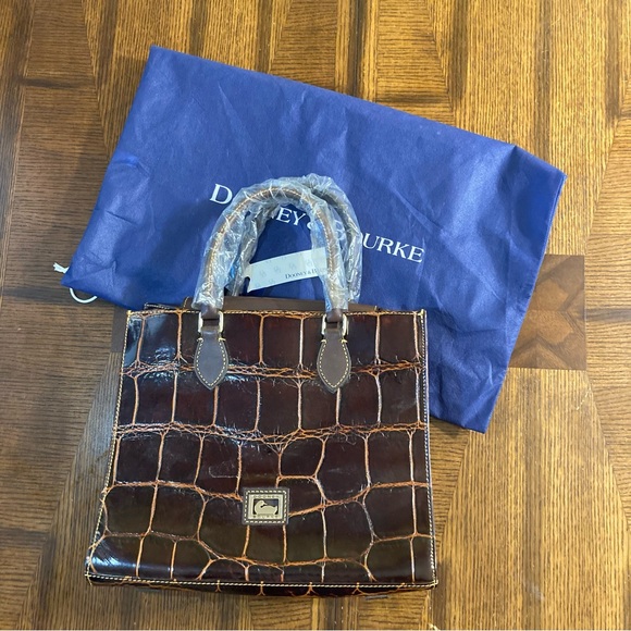 Dooney & Bourke ‘Janine’ Crocodile Embossed Satchel NWT - Contemporary Classic - Picture 6 of 13